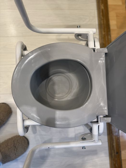 Санитарный стул Ortonica