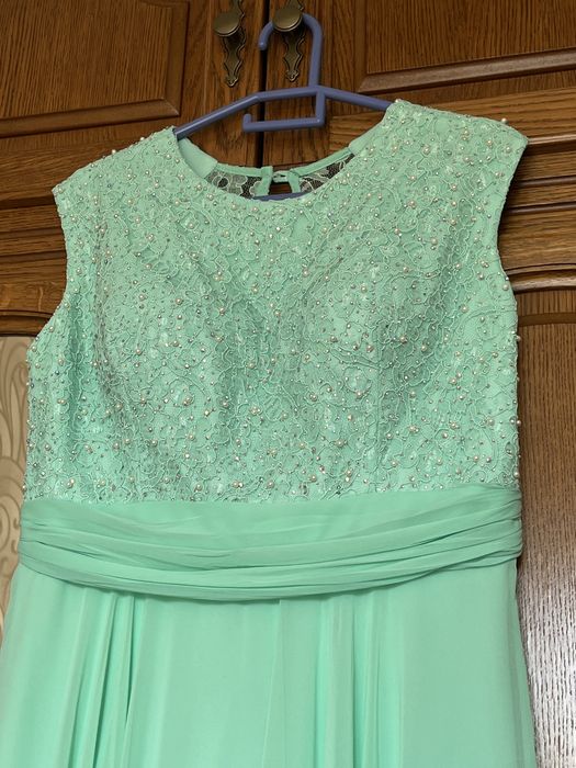 Продам вечернее платье