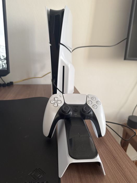 Продам PS5 1TB + Игры