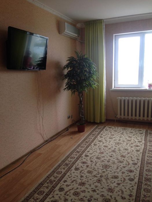 1-ком посуточно пр Женис 67