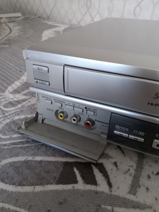 DVD+VHS 2в1 Panasonic