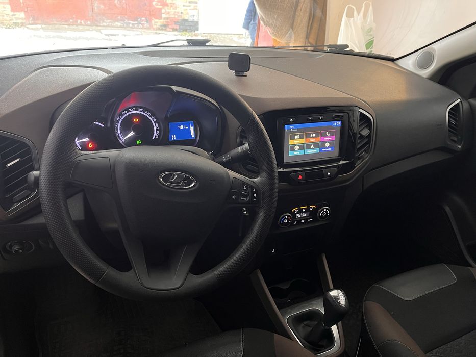 Продам Lada XRay