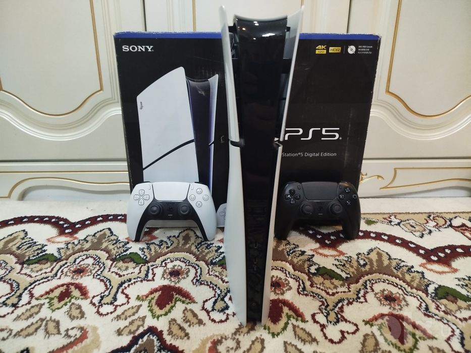 Playstation 5 slim  1 джойстик состояние идеальное