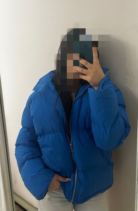 Продам синюю куртку