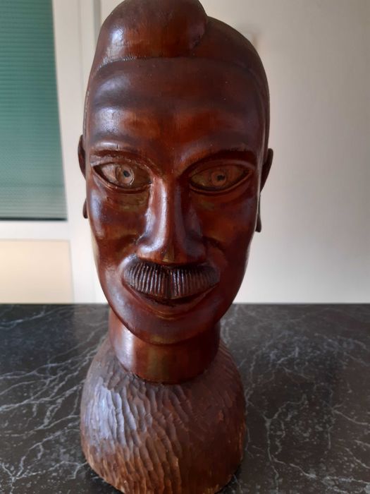 Suport ptr palarii, cap barbat  sculptat in lemn, inalt 34cm