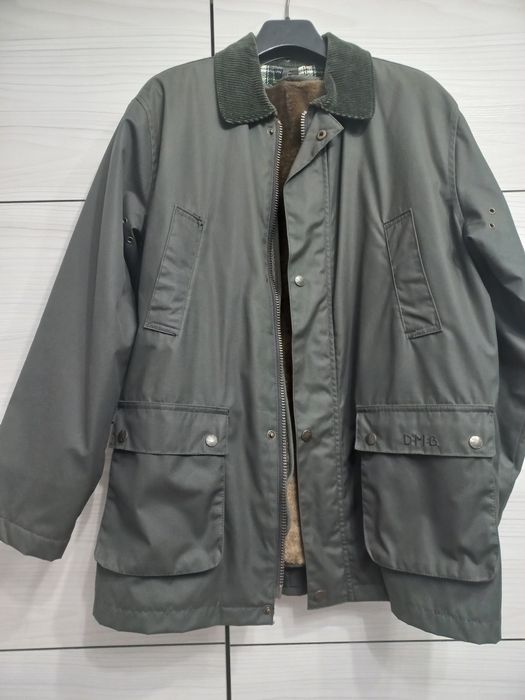 Vând geaca baieti 14 ani