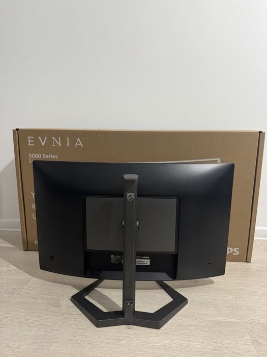 Monitor Philips Evnia 27inch 240hz nou