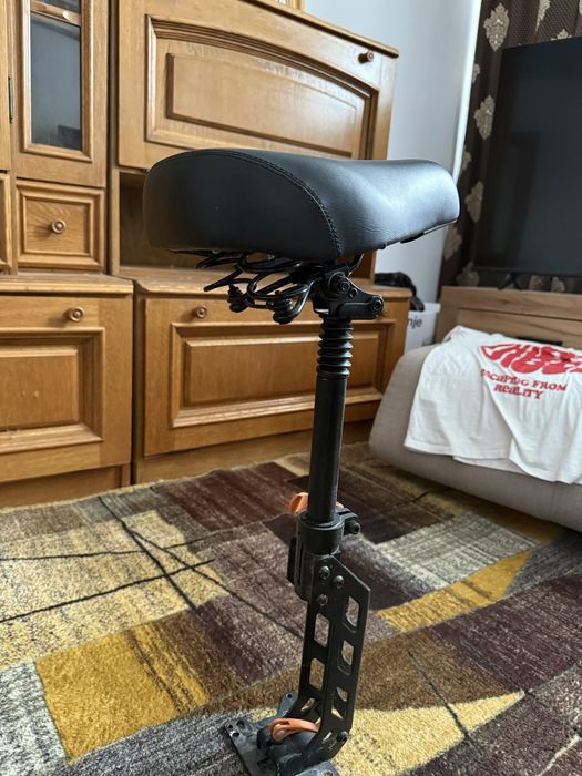Scaun trotineta kukirin g2