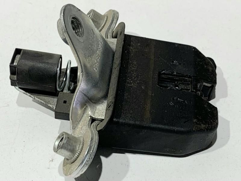 Broasca capota spate Skoda Octavia 2 facelift 1Z5827501E Break