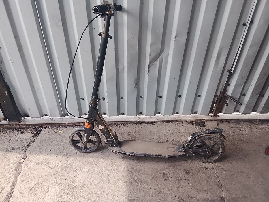 Продаю два самоката