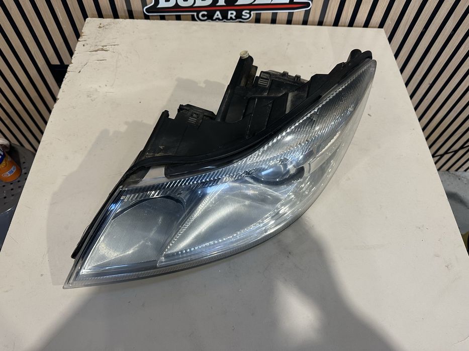 Far stanga Skoda Octavia 2 facelift bi xenon adaptiv de Europa