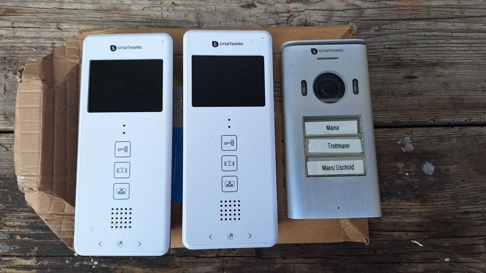 SmartWares DIC - 22132 | Video Interfon ecran color | 3 unitati int***