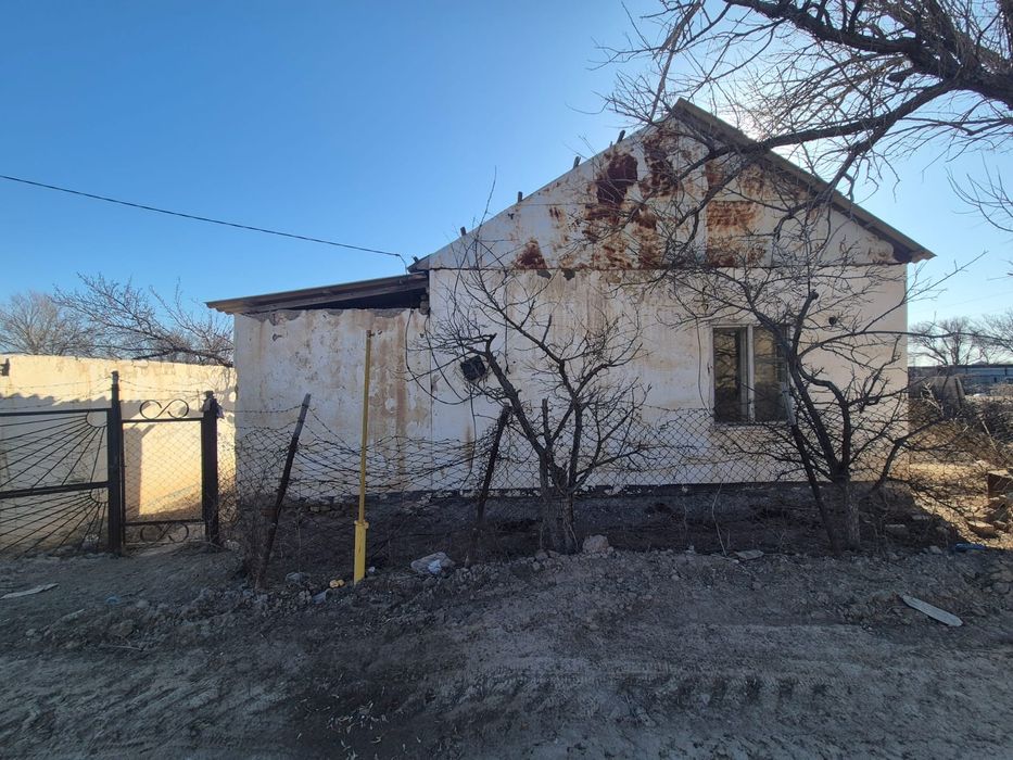 Срочно продаю дачу в сабалаке 
Все отводы проведены к дому можно быстр