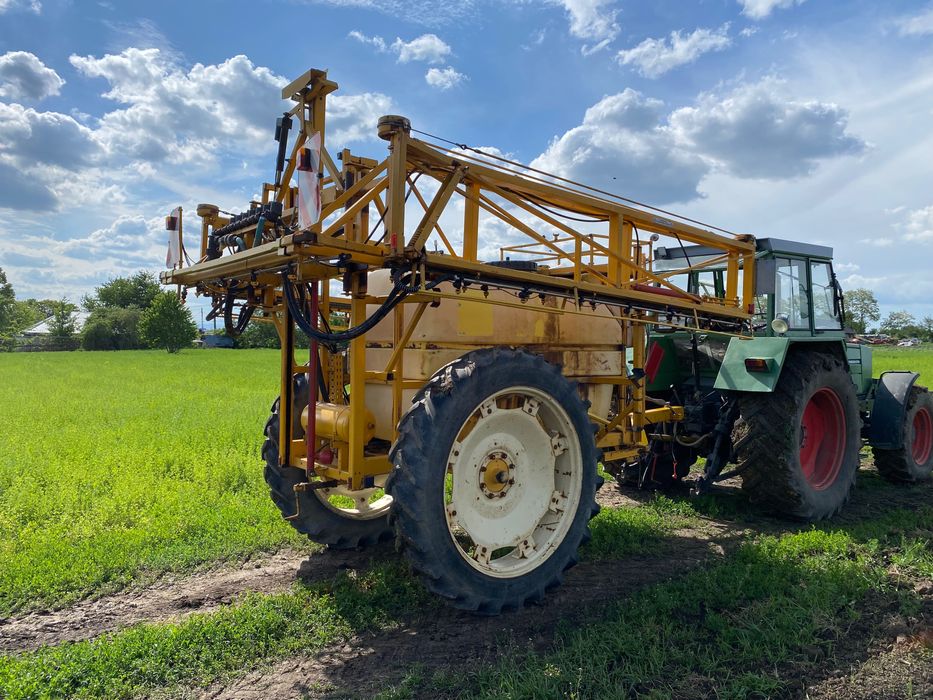 Pompă de erbicidat Erbicidator met de erbicidat pe roți 2700l