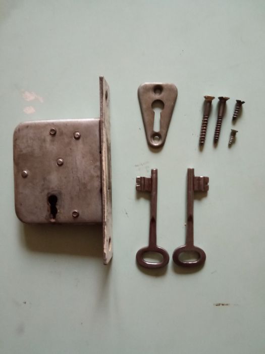 Замок дверной врезной советский + дверная цепочка