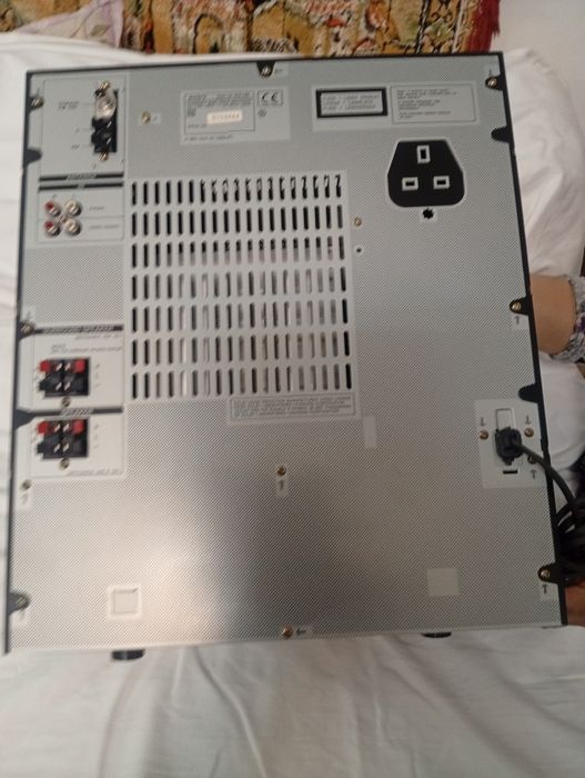 Radio caset Sony dublu autorevers cu 5Cd x85