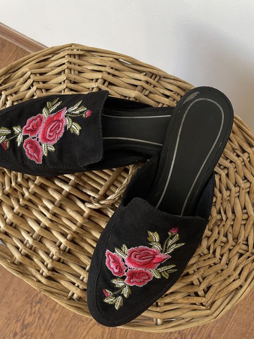 Продам шлепки мюли