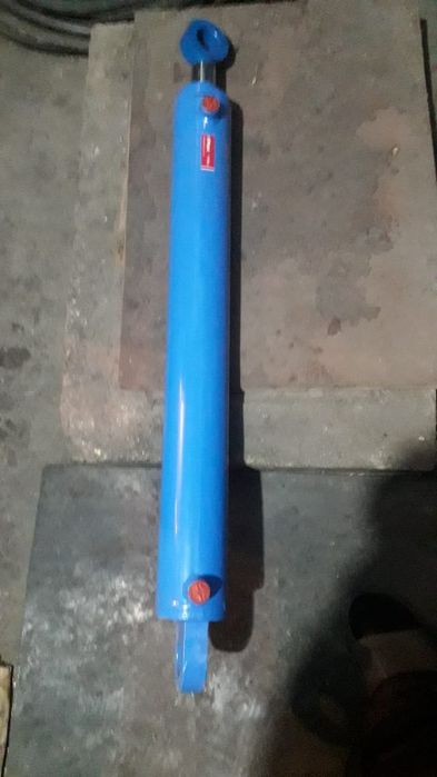 Продам гидро цилиндр новый