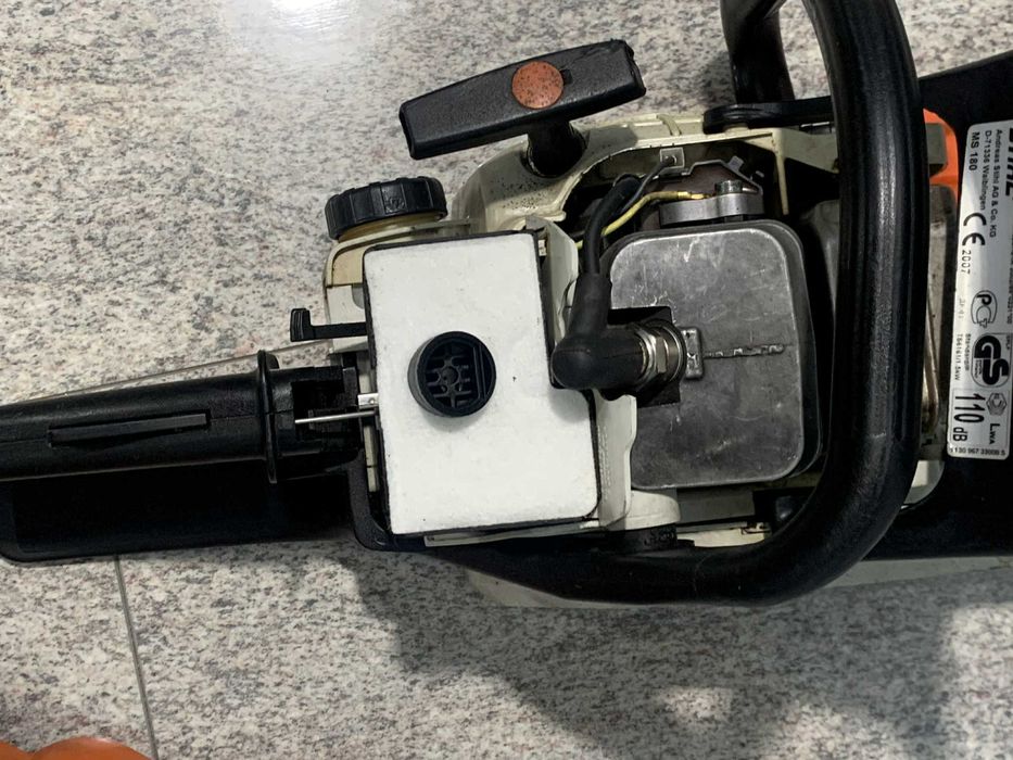 Vand STIHL MS 180, 2 bucati