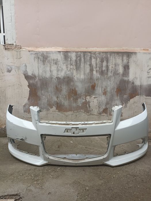 Srochno sitiladi nexia 3 oldi bufer yirtilmagan qirilgani uchun almawg