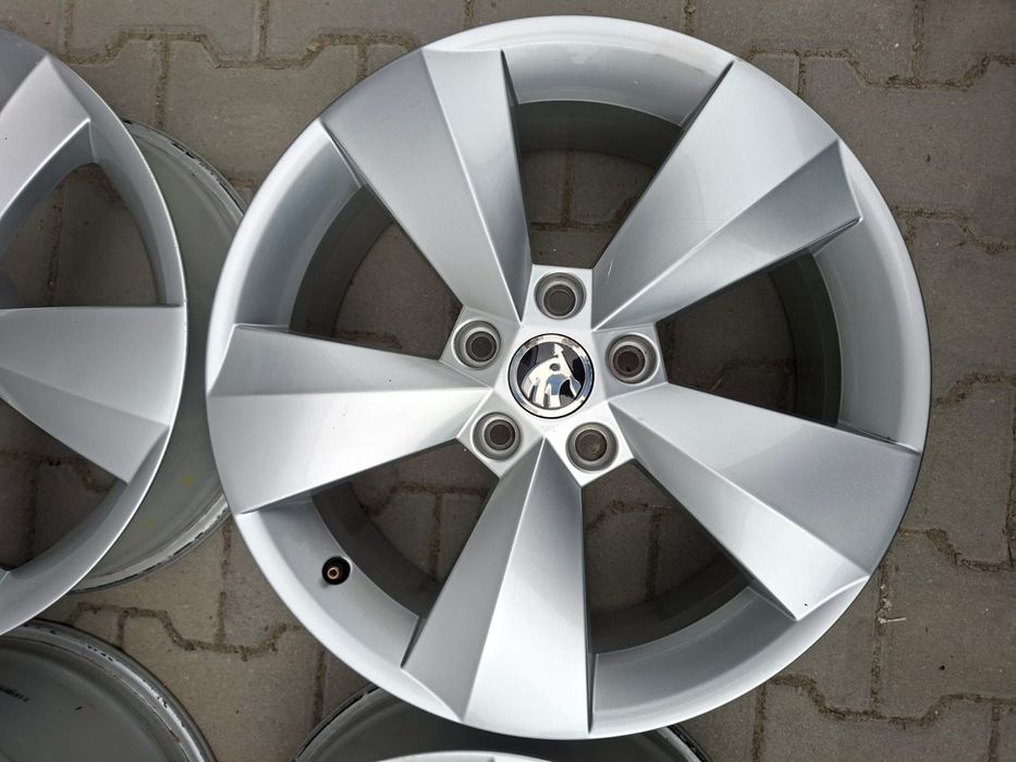 Jante Originale Skoda 17 5x112 Octavia Superb Karoq Yetti etc