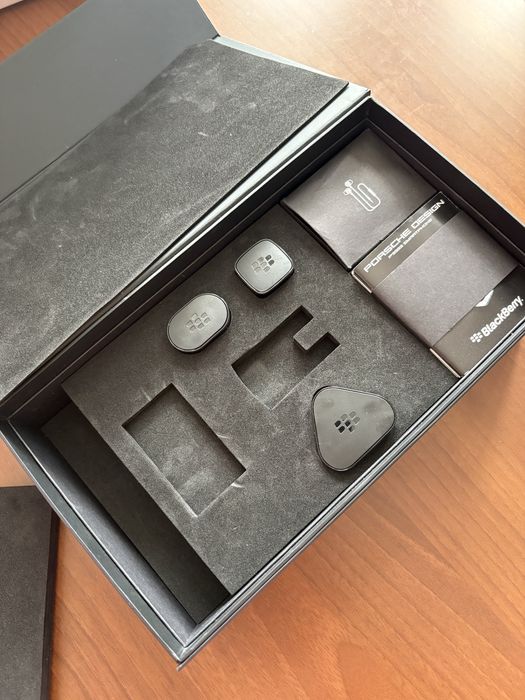 Blackberry Porsche Design