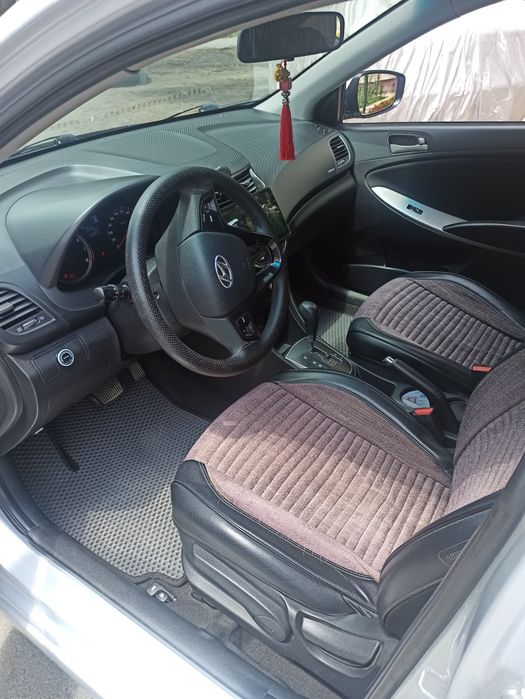 Продам хундай акцент 2015 года