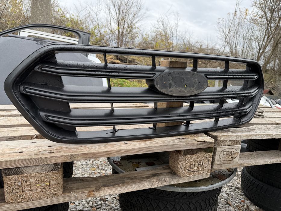 Решетка Ford Transit Custom