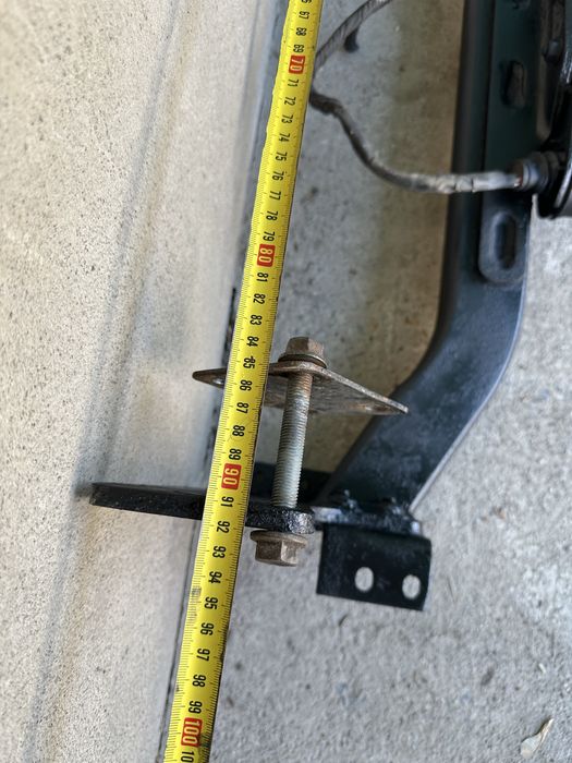 Фаркоп с подножкой на спринтер 1