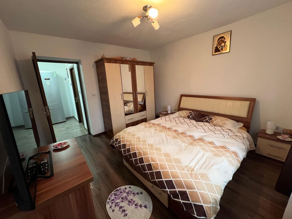 Cazare Calimanesti Caciulata Oaza de relaxare in centru gratar foisor