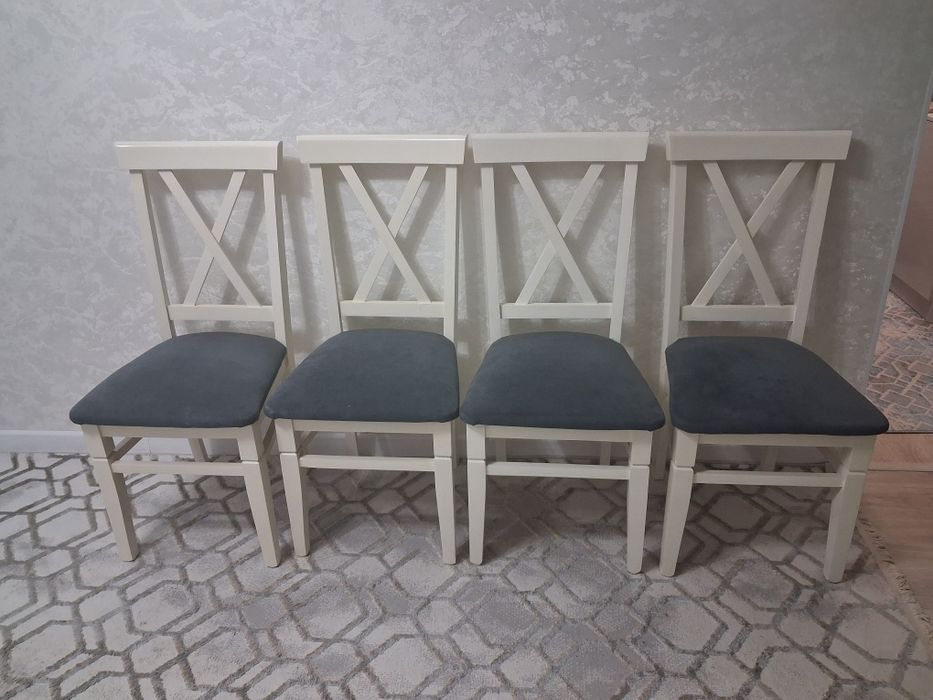 Стулья 4 шт (в хорошем состоянии)