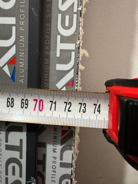 Алуминиева врата за баня