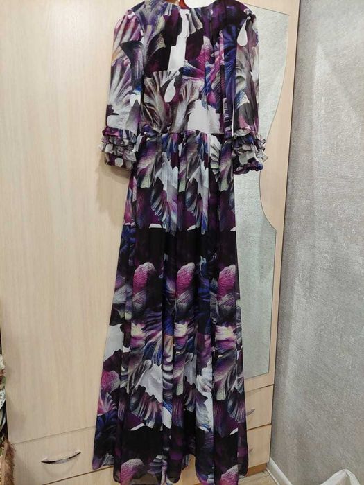 Продам красивое платье