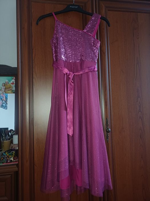 Платье на девочку