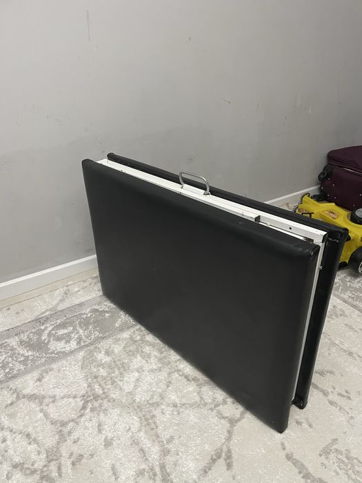 Кушетка сатылады!