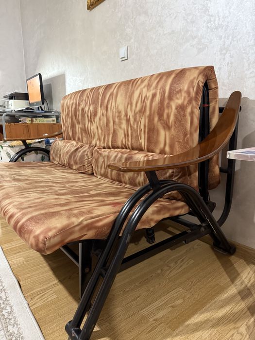 Продается раскладной диван