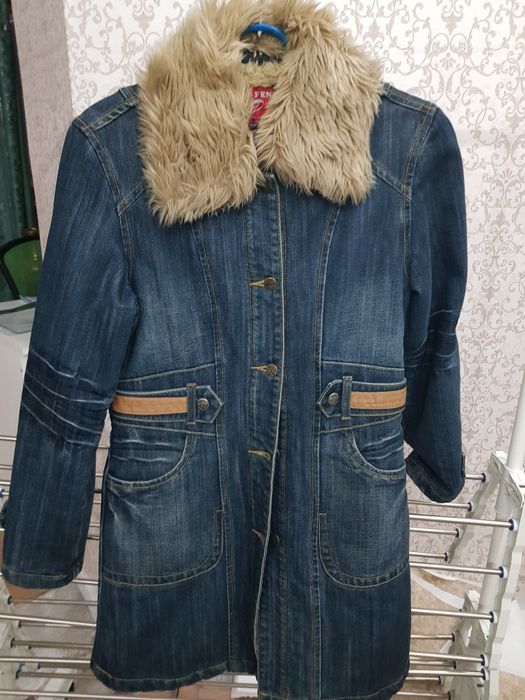 Продам шубу цигейковую , джинсовое пальто