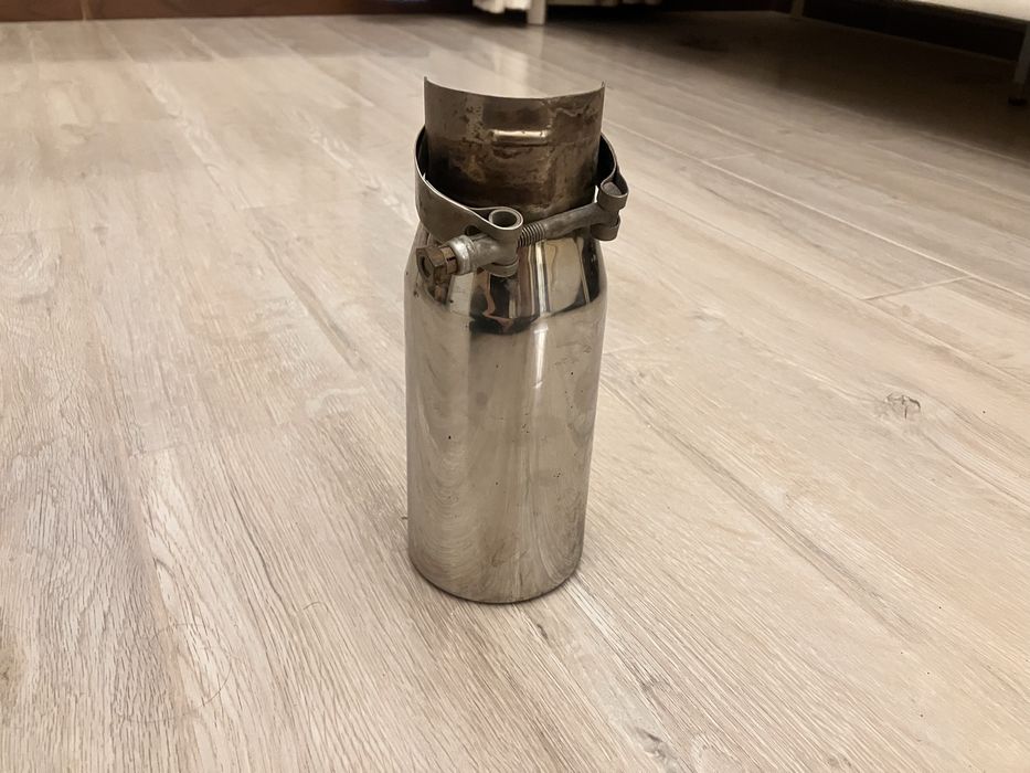 Продам выхлопную трубу для авто
