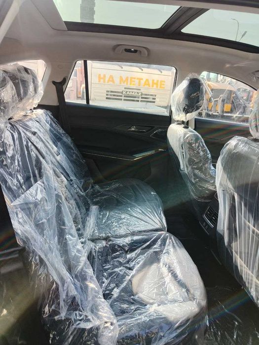 Jac JS8 Кроссовер 1кунда номизга чикади