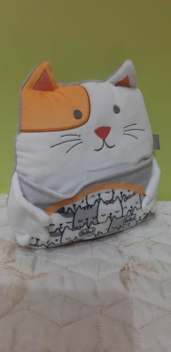 Бебешка плюшена играчка с черешови костилки против колики