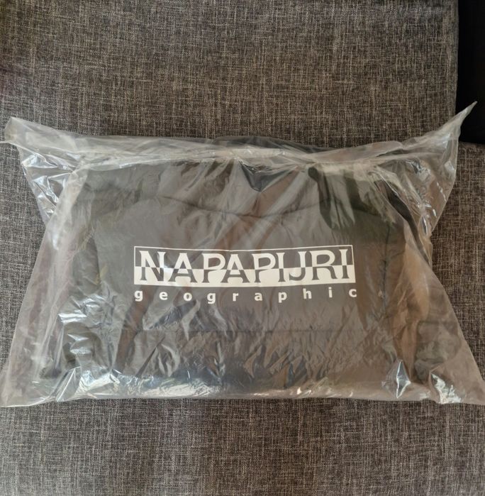 Оригинален елек Napapijri