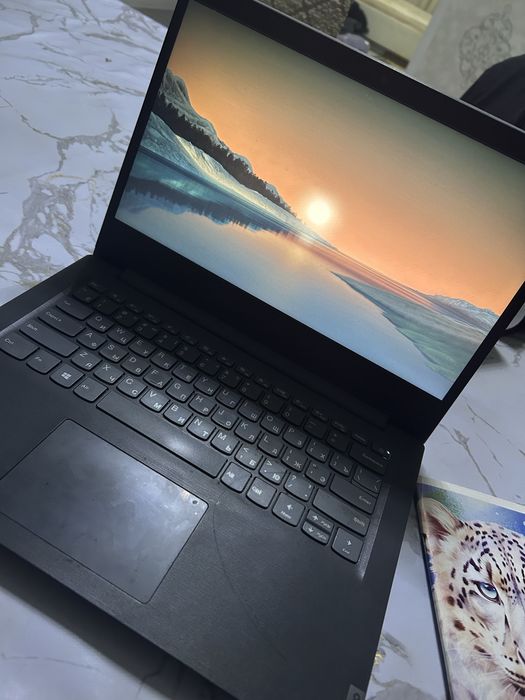 Ноутбук леново отличный