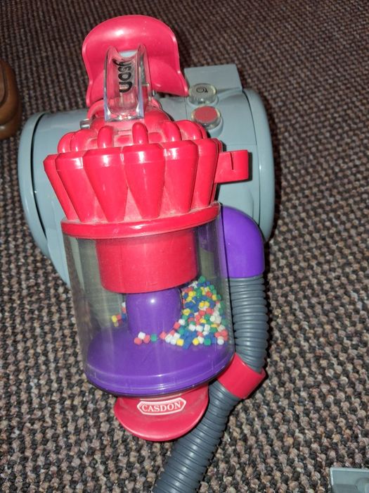Vand jucarie aspirator dyson