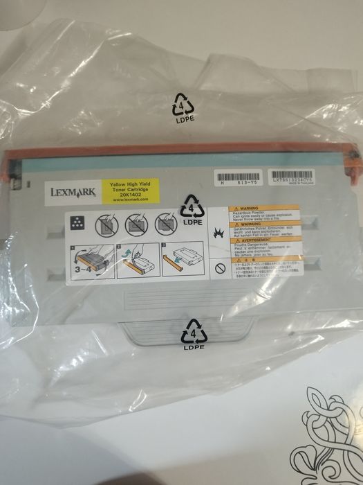 Продам картридж на принтер