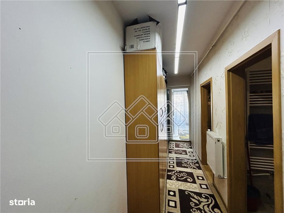 Apartament decomandat, cu 2 camere si balcon - Selimbar