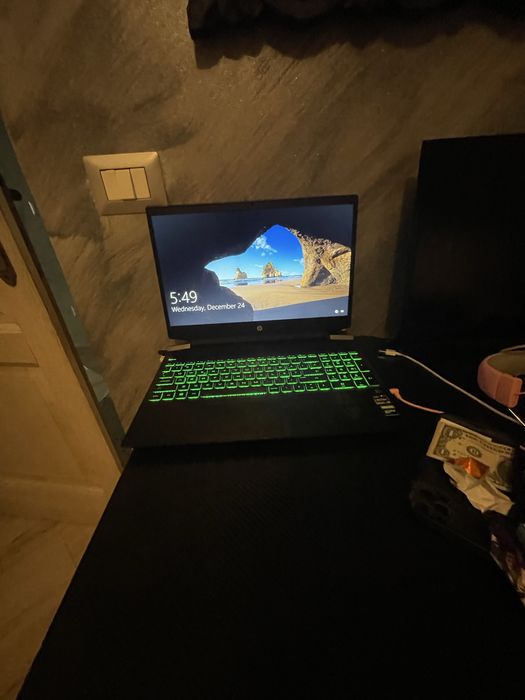 Laptop gaming  HP Pavilion gaming 15 - Ryzer 5 -gtx1650