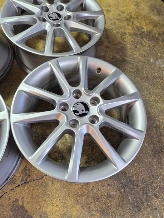 4 Jante Aliaj 5x112 16'' OEM Skoda Octavia Karoq Superb Yeti