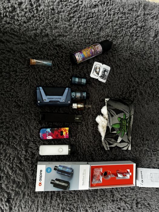 geekvape aegis legend 2+atomizor nautilus 3 s +atomizor kayfun