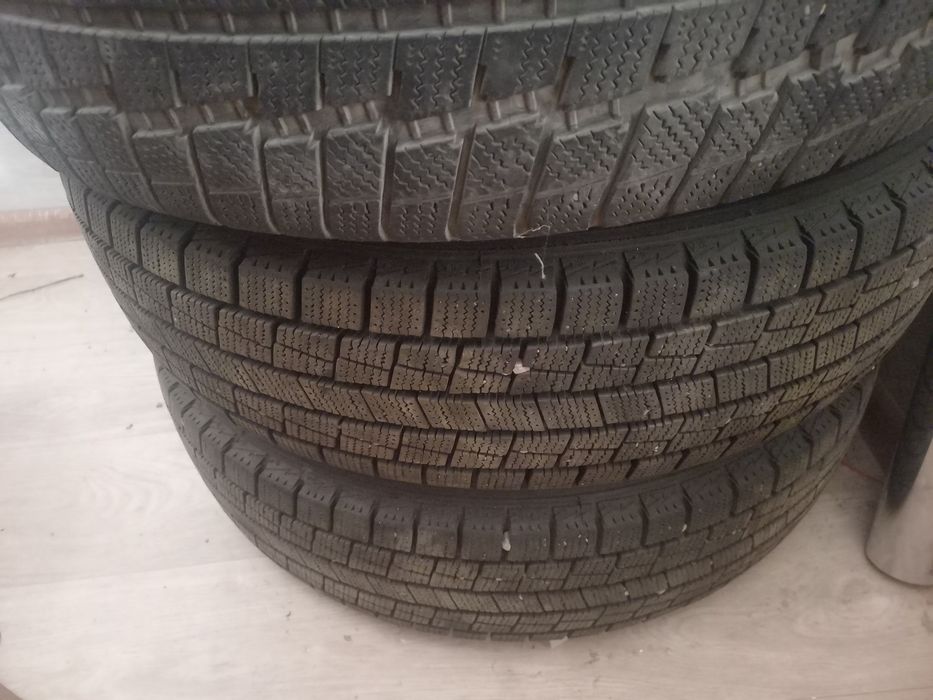 Продам шины зима