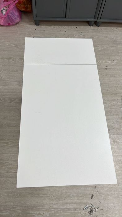 Стол и стульчик для маникюра новые